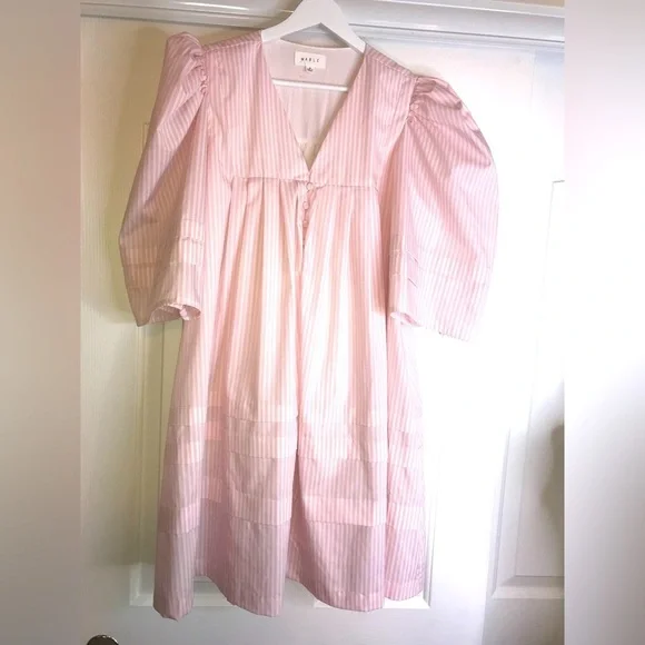 Anthropoogie MABEL Romantic and Feminine Pink Puff Sleeve Babydoll Dress Size M - Picture 3 of 6